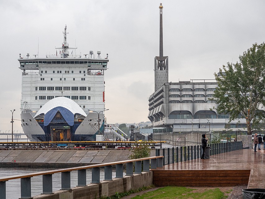 Петербург намерен развивать морской туризм.
