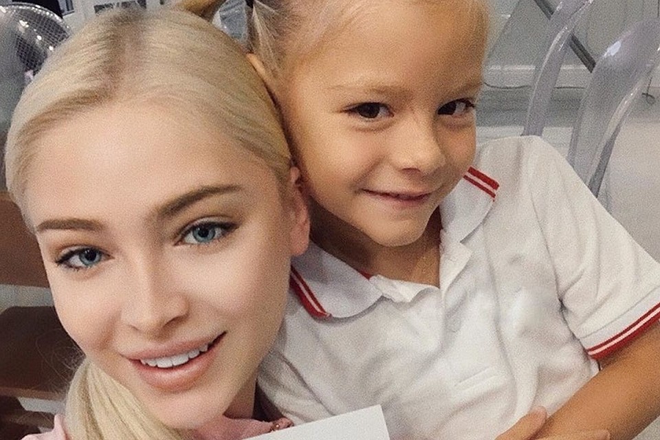 «Я плакала»: мама Тимати рассказала, что чувствовала, когда родилась дочь Алёны Шишковой