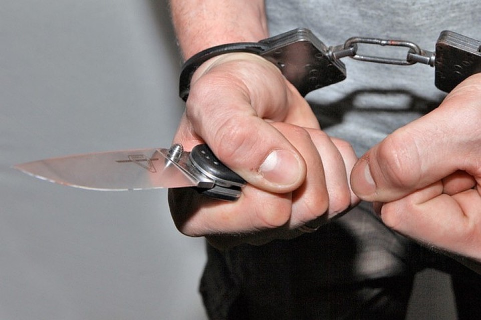 Два брата из Новокузнецка устроили поножовщину из-за девушки