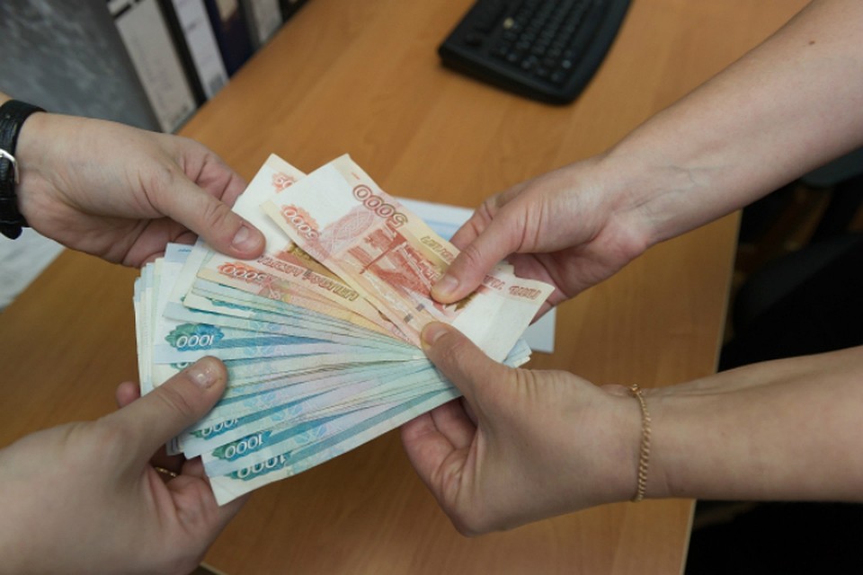 Нечистого на руку бухгалтера из Комсомольска обвиняют в растрате