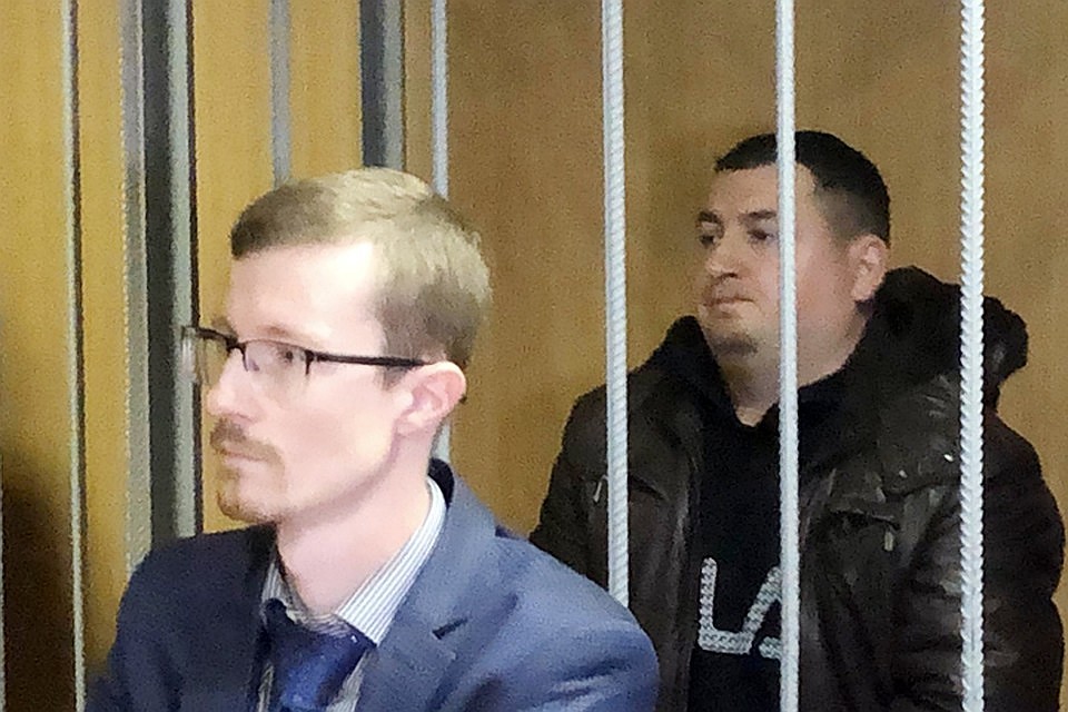 Старший прапорщик Смирнов открыл стрельбу по своим коллегам