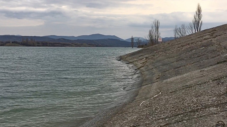 Воды для крымчан пока хватает, несмотря на засуху
