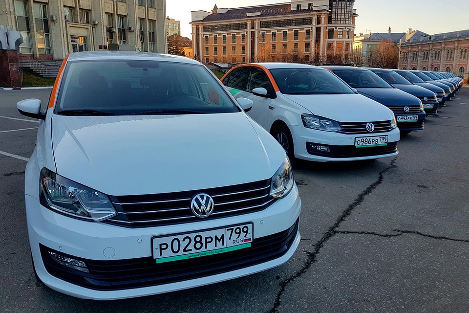 Оператор "Делимобиль" связал Москву и Тулу единой зоной, завершить аренду теперь можно в обоих городах.