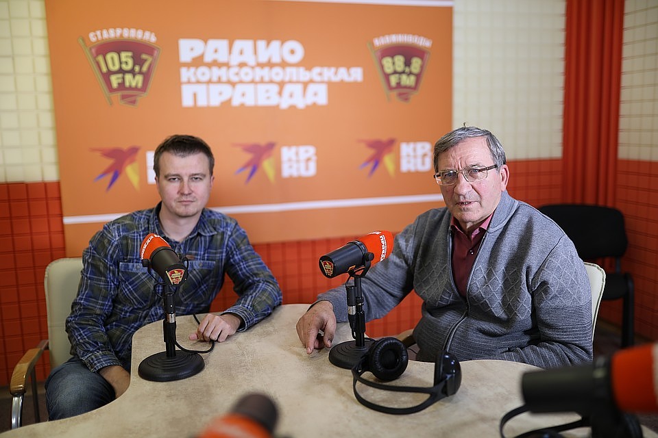 Главный редактор "Комсомольской правды" на Северном Кавказе" Роман Лаврухин и журналист Александр Емцов