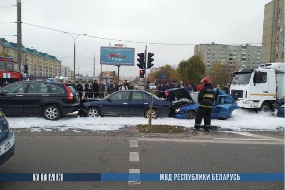 Женщина за рулем "Мазды" не справилась с управлением. Фото: МВД.