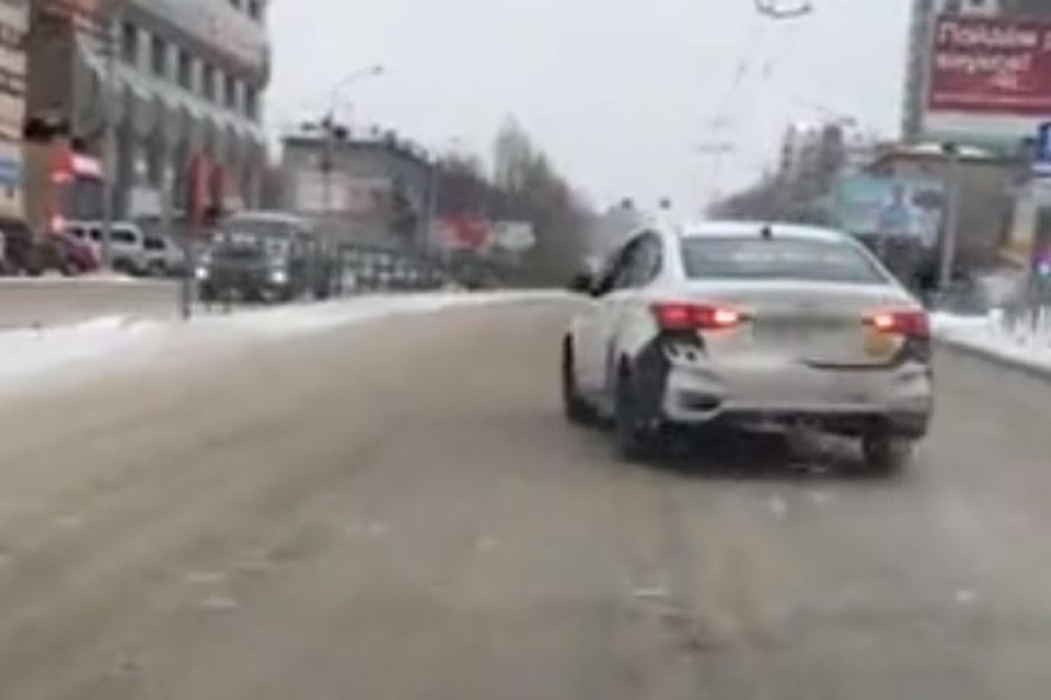 Поведение таксиста возмутило сибиряков.