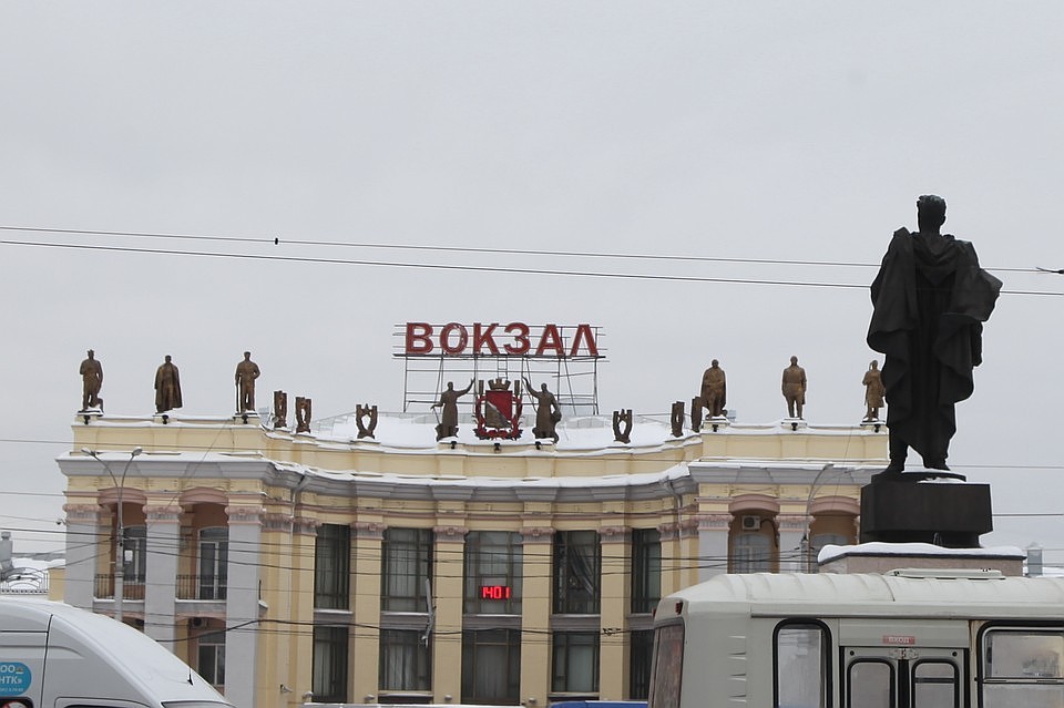Нападение произошло на площади Черняховского.