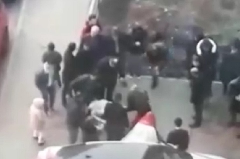 Барана зарезали во дворе Фото: Признавашки ДТП и ЧП Петербурга