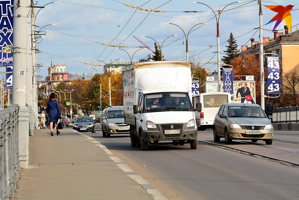 В Орле жители улицы Лужковской встревожены движением транспорта после закрытия моста «Дружбы»