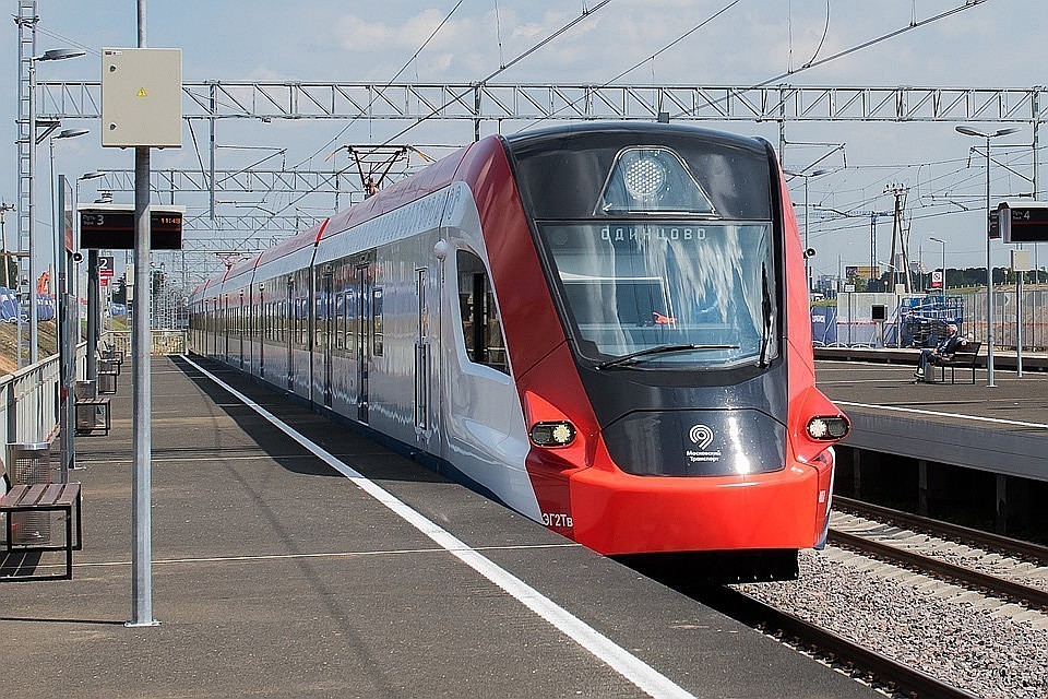 Пассажиры смогут экономить при пересадках между метро и МЦД. ФОТО: пресс-службы Департамента транспорта Москвы