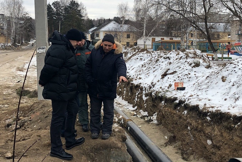 В военном городке Чебаркуля развернута самая настоящая операция. Коммунальная. Фото: соцсети.