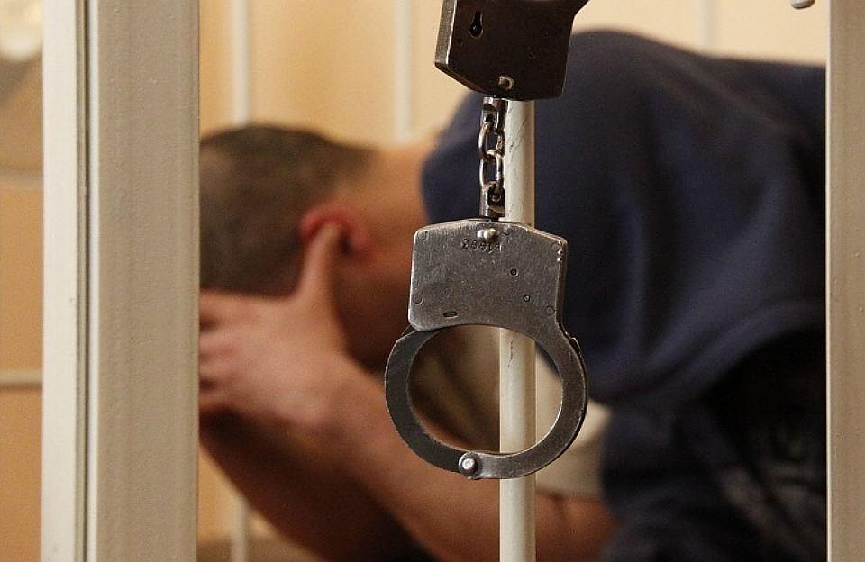 В Еманжелинске осудили двоих коммунальщиков за многомиллионную аферу.