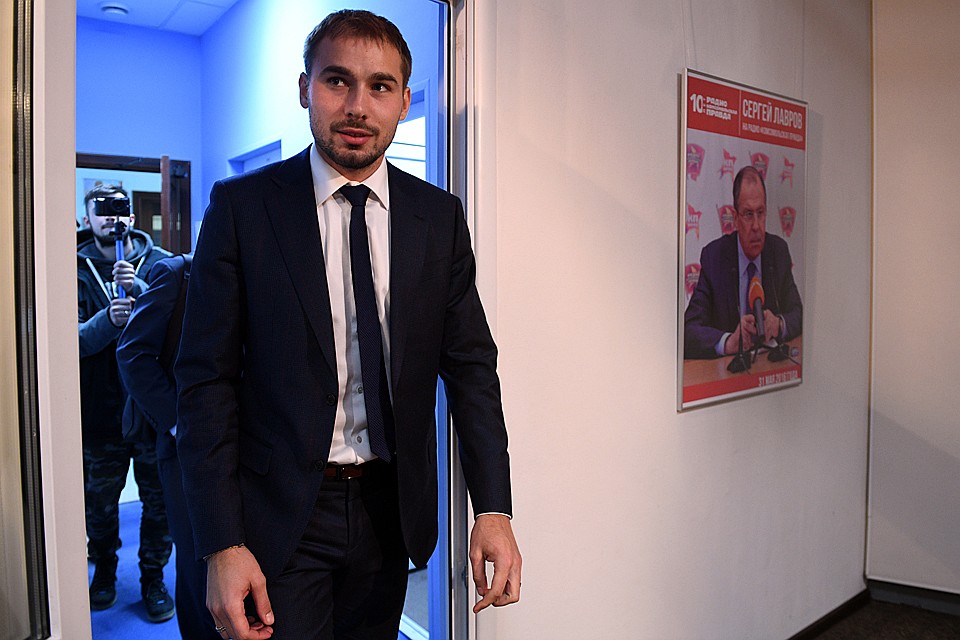 Антон Шипулин