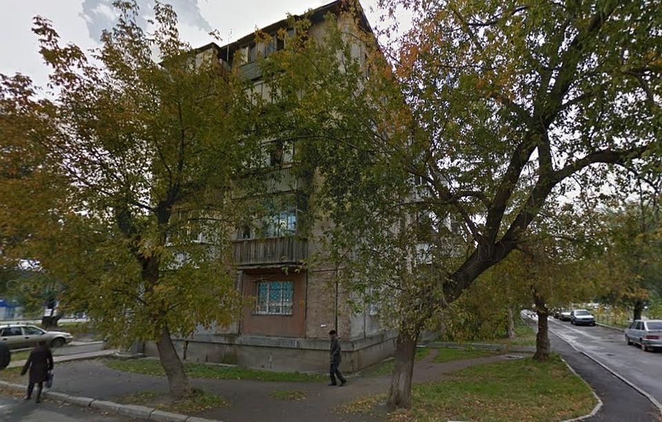 Инцидент произошел во дворе дома на Танкистов, 142. Фото: Google Maps