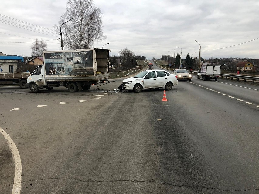 Фото с места происшествия предоставлено региональным УГИБДД