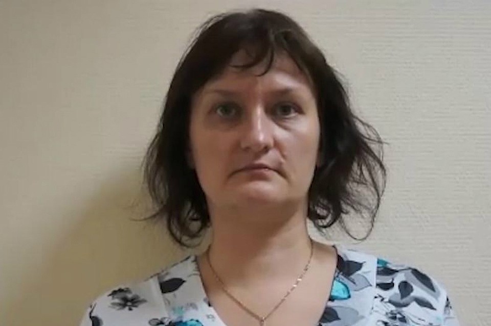 Сотрудница московского банка вместе с сыном украли у пенсионера 8 миллионов рублей