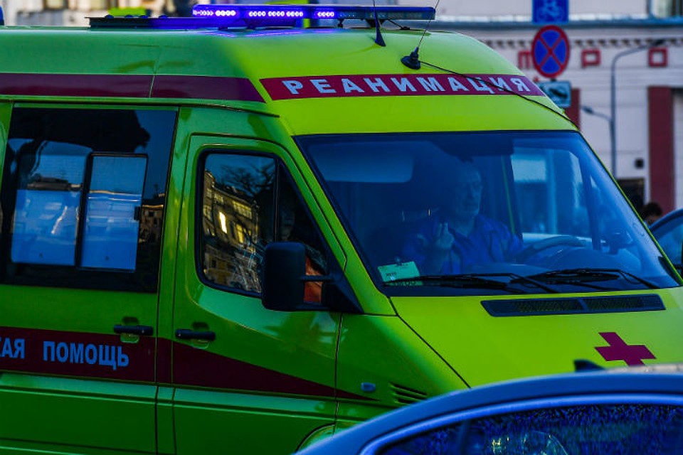 Умер на глазах у детей: в одной из школ Улан-Удэ скончался 38-летний мужчина