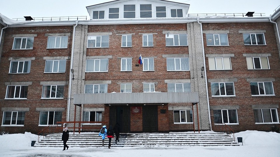 Бийская школа №1. Фото: Бийский рабочий