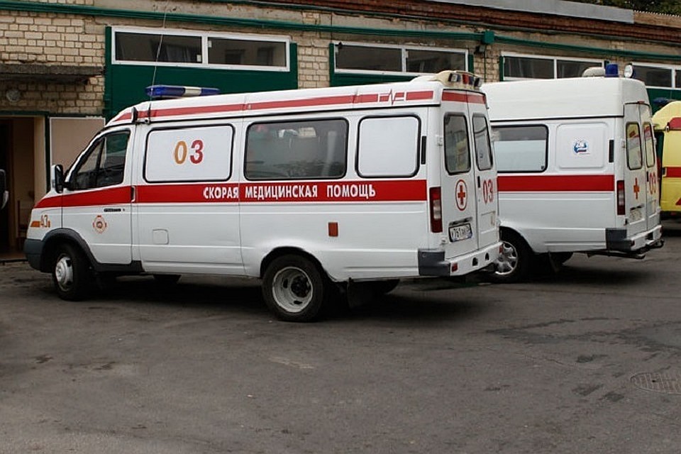 В Москве два подростка выпали с балкона 21-ого этажа, один из них выжил