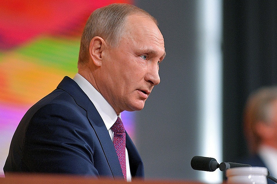 Влдаимир Путин уже провел двухсторонние переговоры с Ангелой Меркель и Эммануэлем Макроном