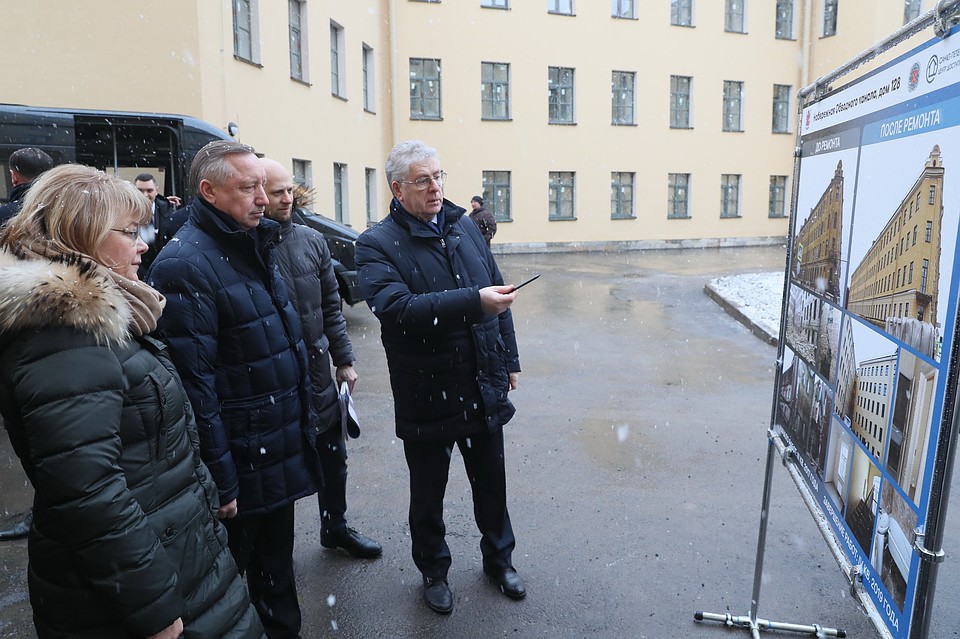 Александр Беглов заявил, что молодежь должна жить в центральных районах Петербурга / Фото: Смольный