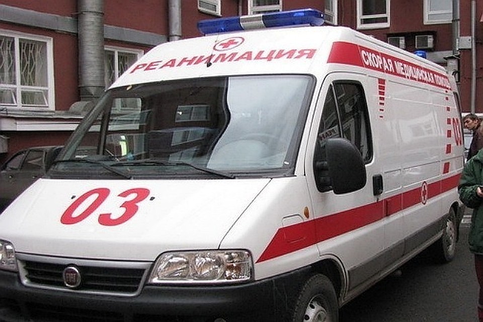 Женщина упала с 50-метровой высоты.