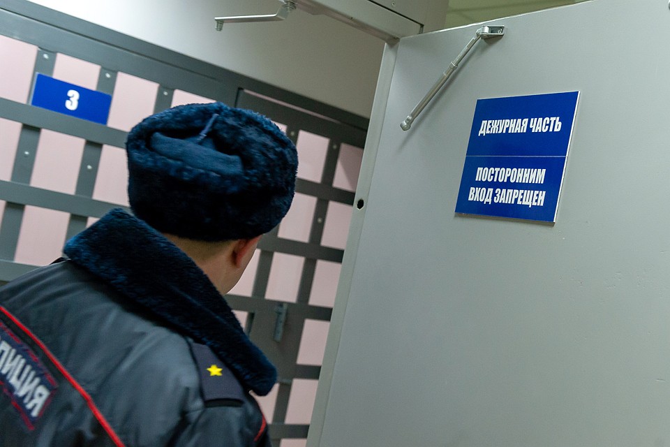 Возбуждены уголовные дела по статьям "Мошенничество" и "Вымогательство"