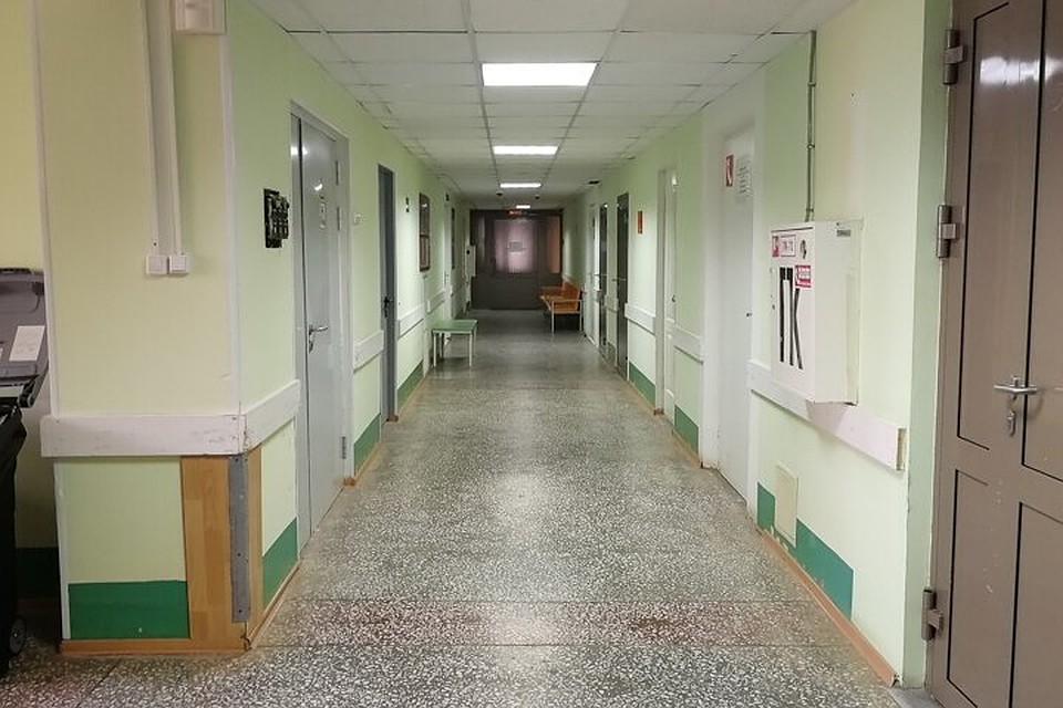 Маленький пациент находится в приподнятом настроении,