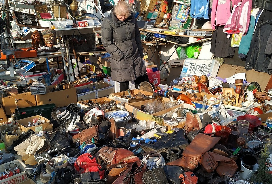 Ведь бывает так, что на блошиных рынках находят настоящие шедевры