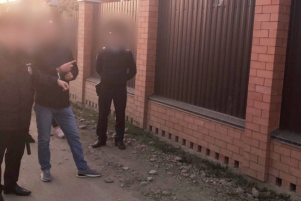 Обвиняемый во время следственного эксперимента. Фото: СУ СК РФ по Краснодарскому краю