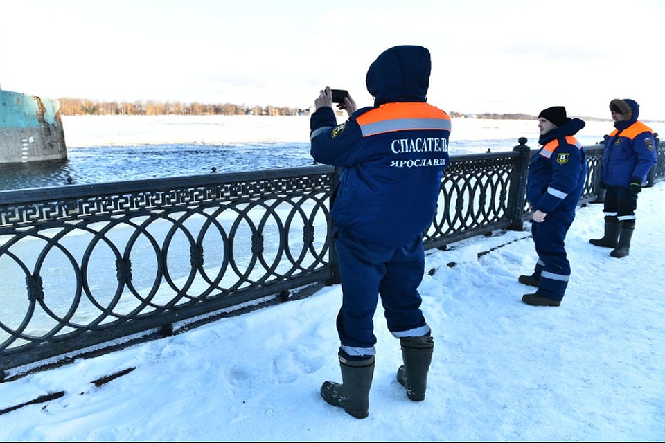 Спасатели Центра гражданской защиты осмотрели Волжскую набережную