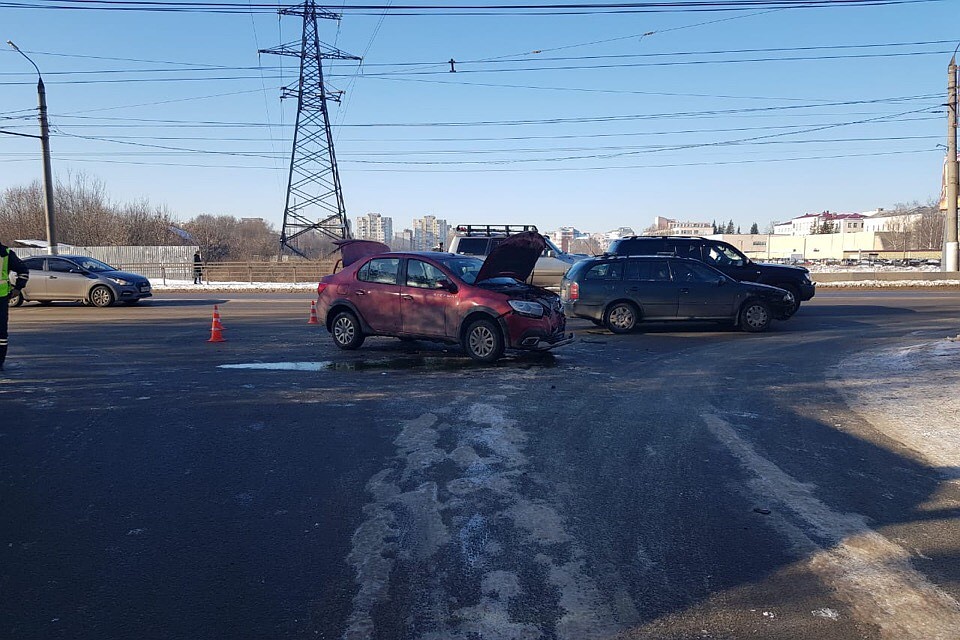 Фото с места аварии на пересечении Волоколамского проспекта и улицы Ротмистрова. Фото: УГИБДД по Тверской области