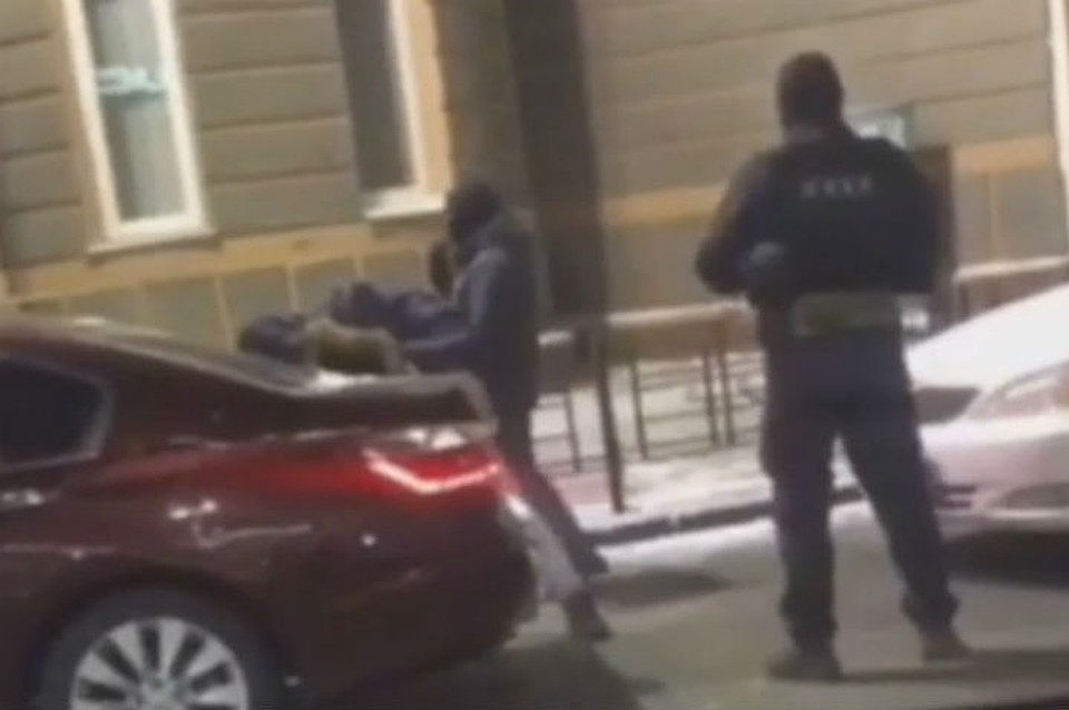 Избивали и требовали 15 миллионов рублей: похитителей бизнесмена перехватили в Иркутске