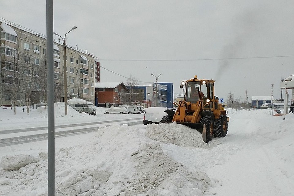 В Ноябрьске коммунальщикам поручили пересмотреть периодичность уборки снега Фото: Администрация Ноябрьска