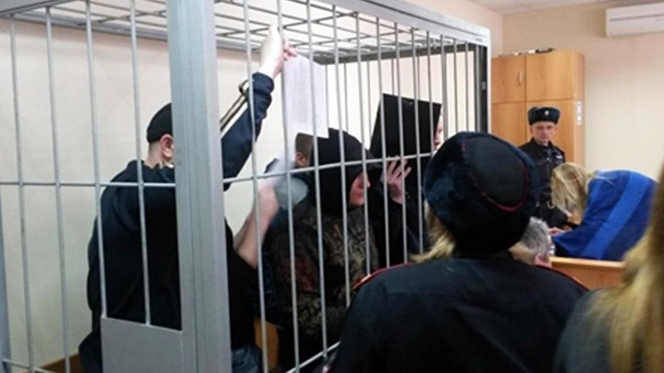 Подсудимым вменялись 35 эпизодов сбыта наркотиков