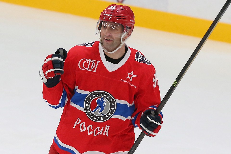 Серебряный призер Олимпийских игр, двукратный чемпиона мира по хоккею Алексей Морозов возглавил КХЛ. Фото: Артем Коротаев/ТАСС