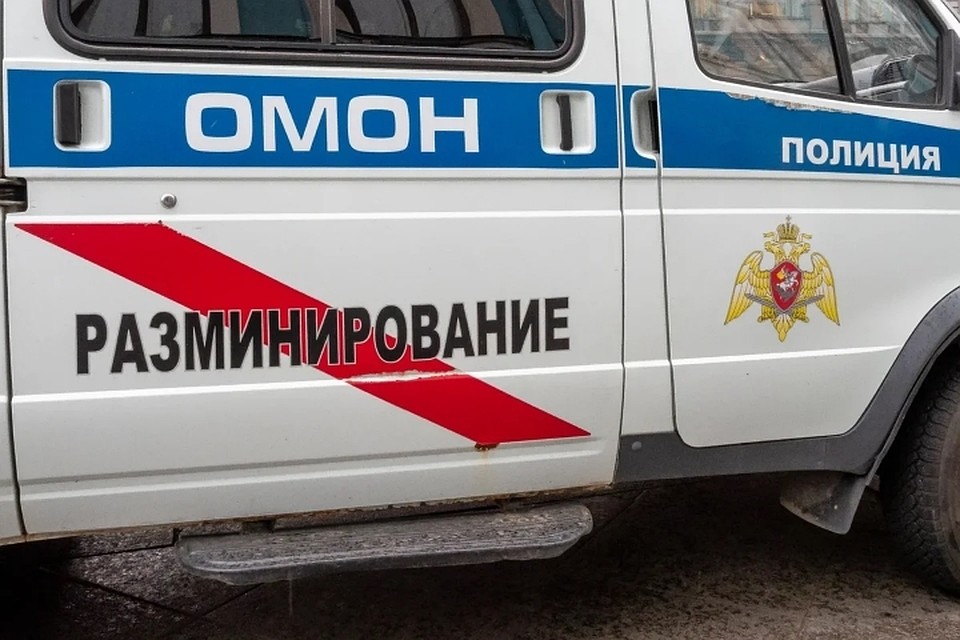 В Петербурге лжеминер "подкинул бомбу" в унитаз директора жилкомсервиса.