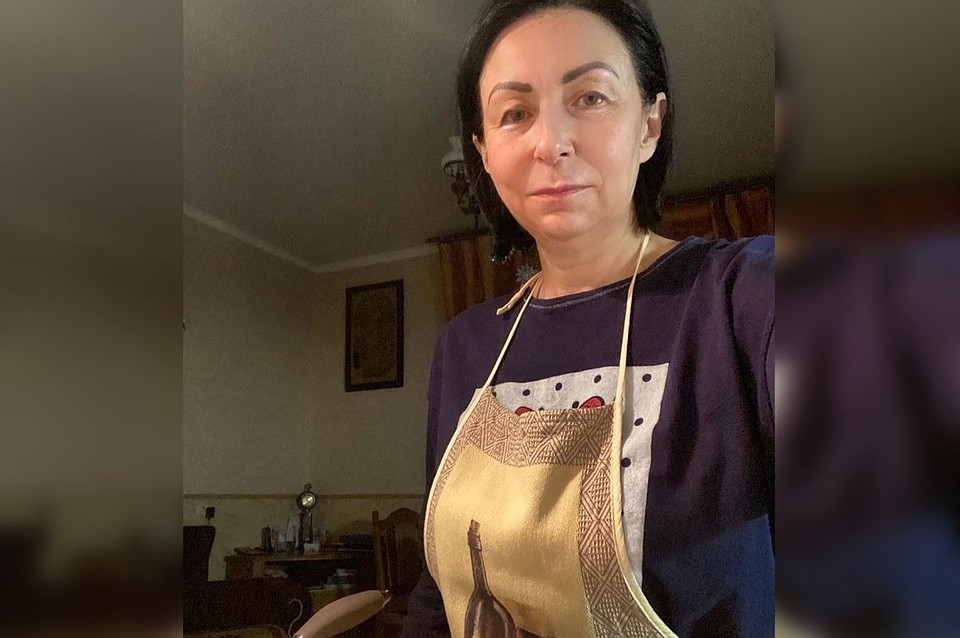 Наталья Котова поздравила близких с 23 Февраля.