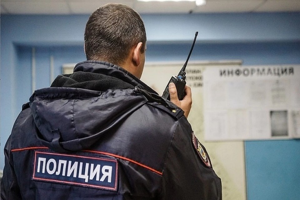Полицейский отстранен от работы
