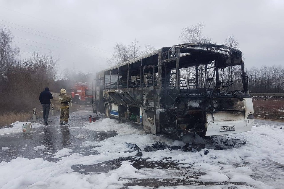 Под Липецком сгорел пассажирский автобус