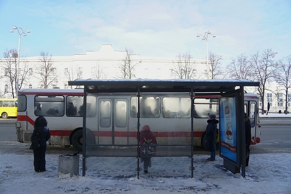 К станции метро на Ботанике пустят еще три автобуса