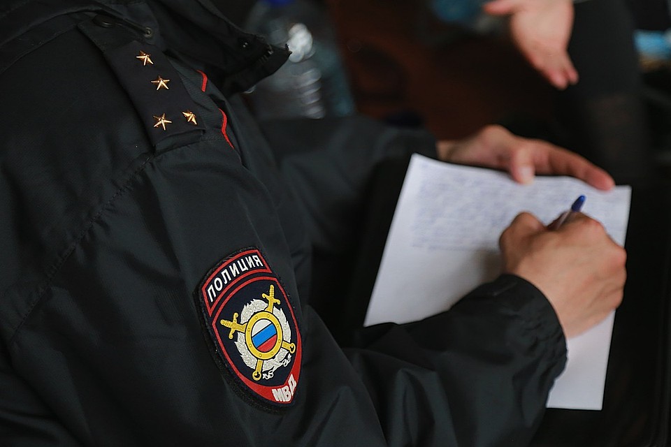 Двое из трех мошенников признали свою вину