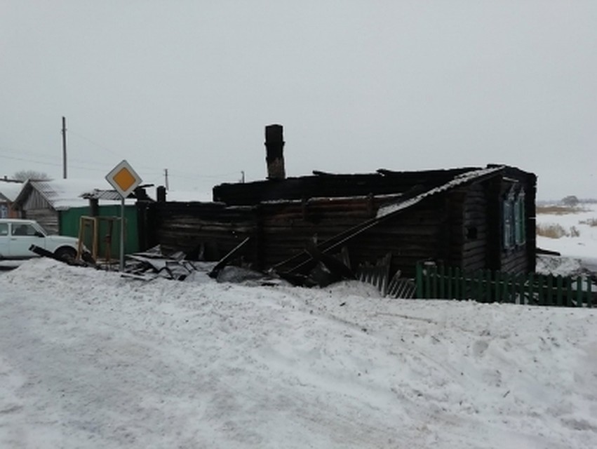 Ишимец с любимой и их гость погибли в страшном пожаре. Фото - СК по Тюменской области.