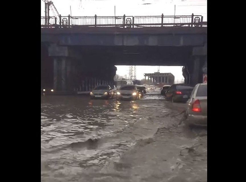 Движение на трассе в районе Жигулевской ГЭС затруднено