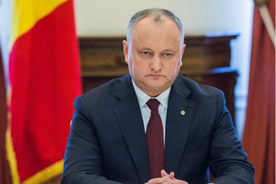 Президент Молдовы предложил ввести в Молдове режим ЧП.