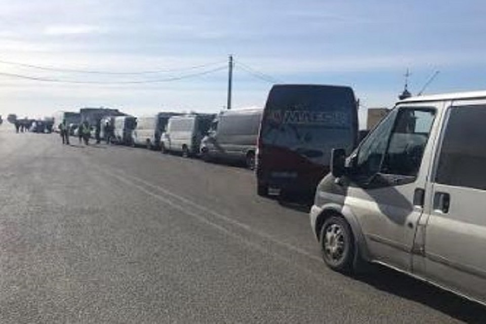 Наши сограждане уже дома (Фото: eadaily.com).