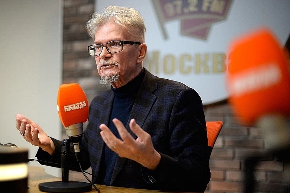 Коллега и ученик Эдуарда Лимонова рассказал "Комсомолке" о последней встрече с писателем.