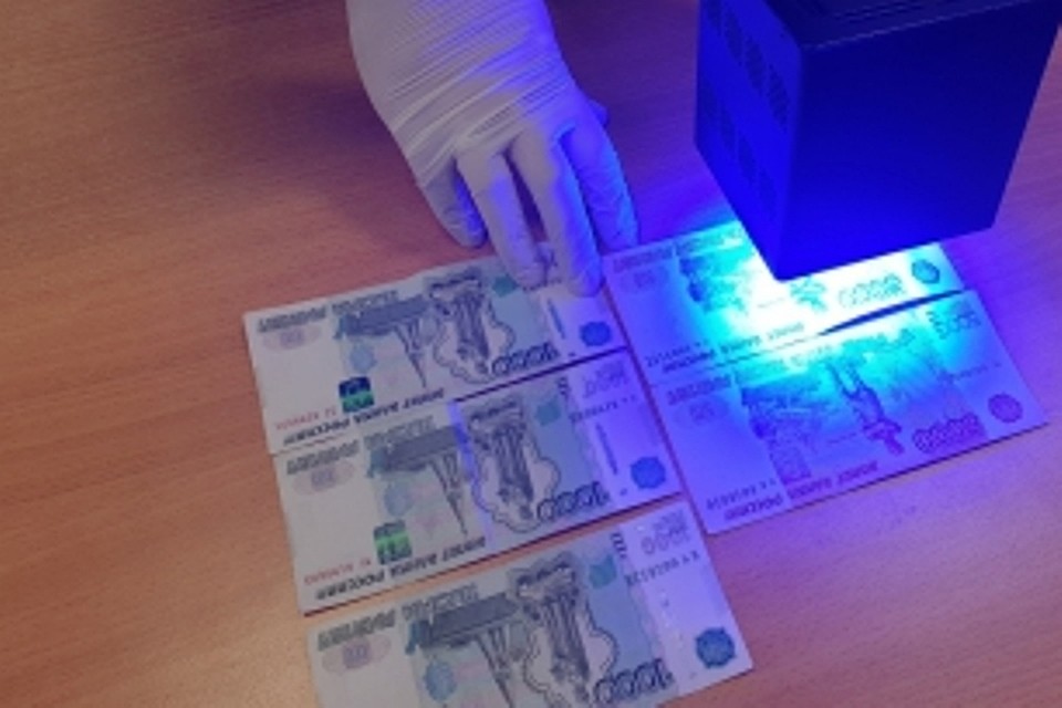Теперь директору фирмы грозит до пяти лет колонии и штраф в 15 раз больше, чем сумма взятки.