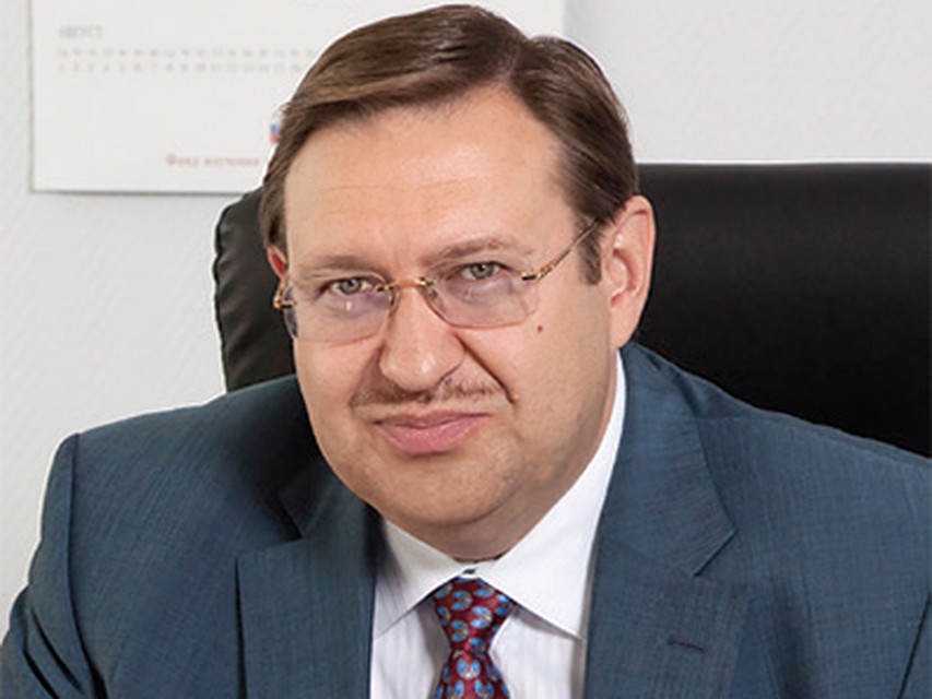 Сергей Наумов