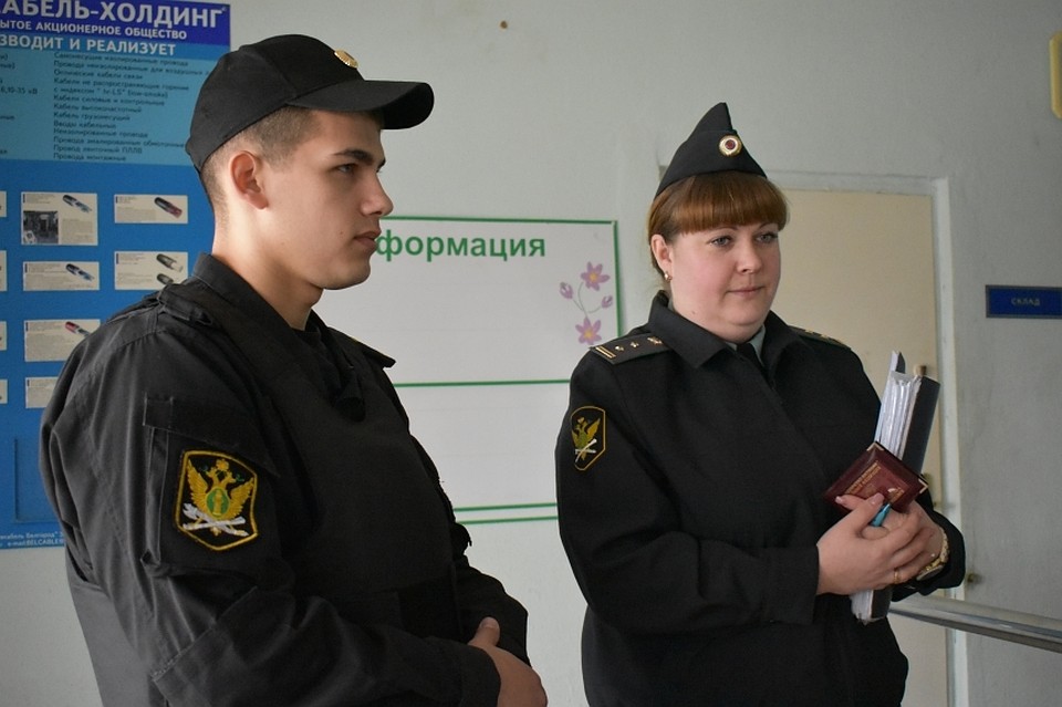 Судебные приставы приостановили эксплуатацию оборудования на предприятии по хранению зерна. Фото пресс-службы УФССП России по Белгородской области